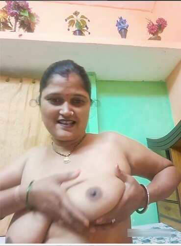 Desi Bhabhi Cam Model babyloveyou444 Showing and Sucking Boobs 720p HDRip Watch