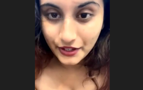 Gunjan-Aras-Showing-Deep-Cleavage--Under-Boobs-PREMIUM-App-Live-2024-720p-HDRip.png